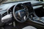 Toyota Avalon Hybrid XLE 2018 года